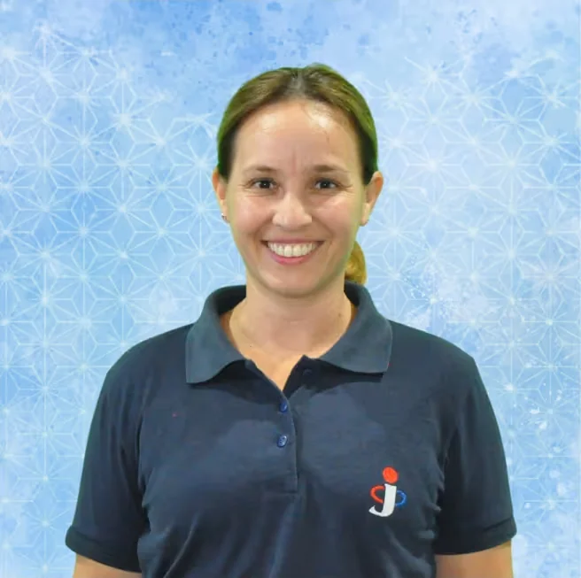 Lic. María Elena Granada